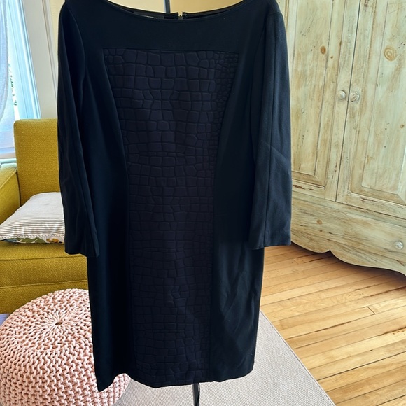Black long sleeve dress - Picture 3 of 6